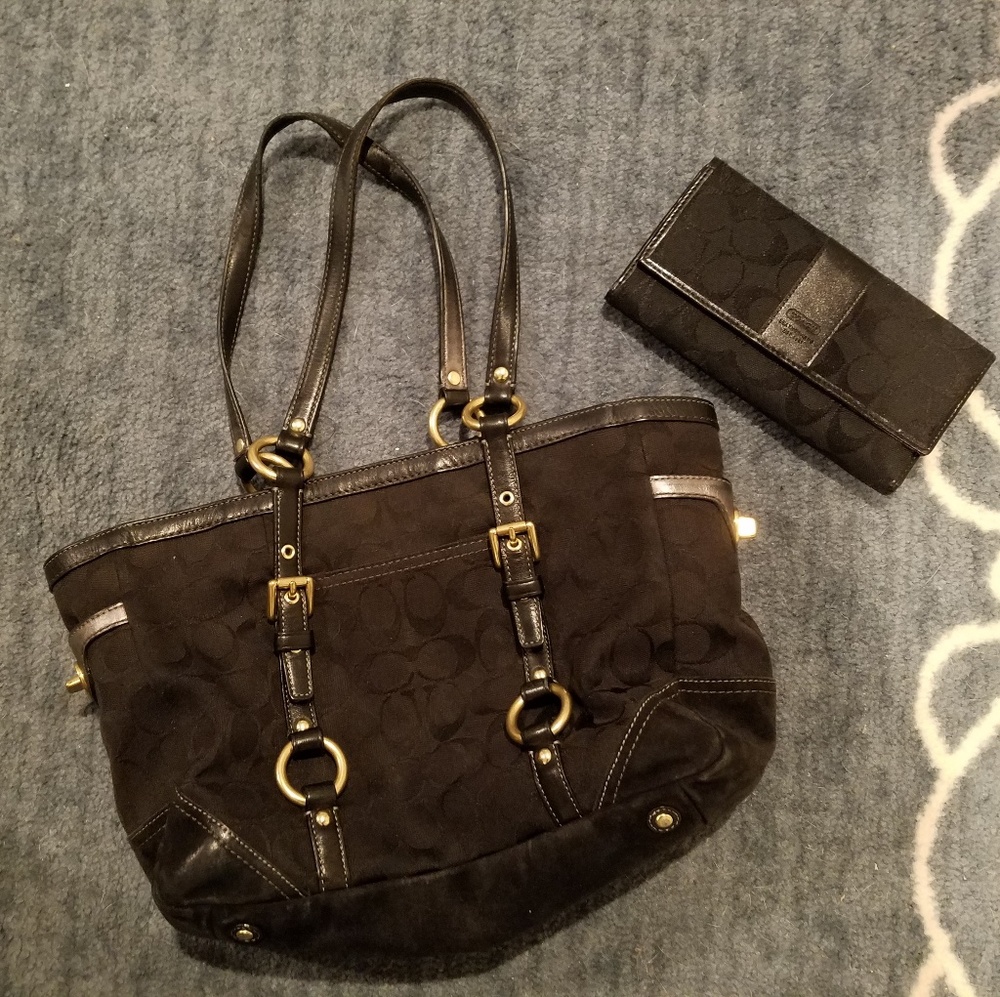 S000LLLDDD!!! S0RRY IT W0N'T LET ME MARK AS S0LD 0R ERASE THIS P0ST.